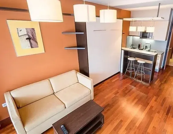 Pronájem bytu 1+kk, Praha - Nusle, Svatoplukova, 33 m2