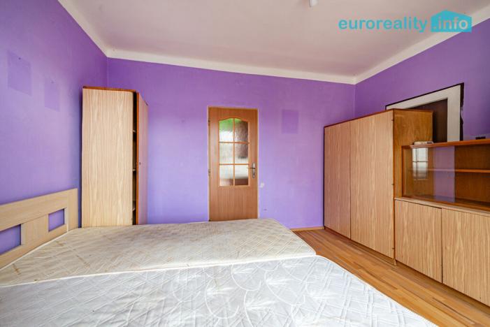 Prodej bytu 2+1, Mariánské Lázně, Skalníkova, 53 m2