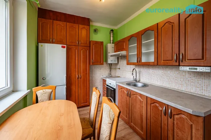 Prodej bytu 2+1, Mariánské Lázně, Skalníkova, 53 m2