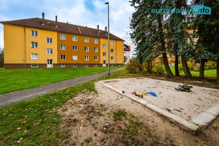 Prodej bytu 2+1, Mariánské Lázně, Skalníkova, 53 m2