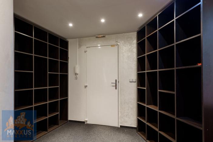 Pronájem obchodního prostoru, Praha - Vinohrady, Chrudimská, 360 m2