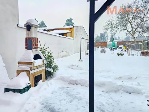 Pronájem bytu 1+1, Chomutov, Kadaňská, 37 m2