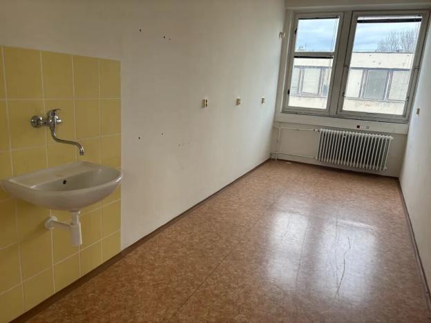 Pronájem skladu, Brno, Hněvkovského, 63 m2