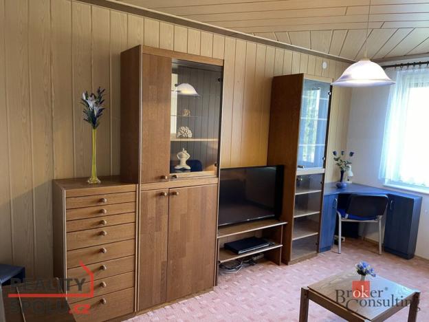 Pronájem bytu 3+1, Jindřichův Hradec - Jindřichův Hradec III, Sídliště, 68 m2