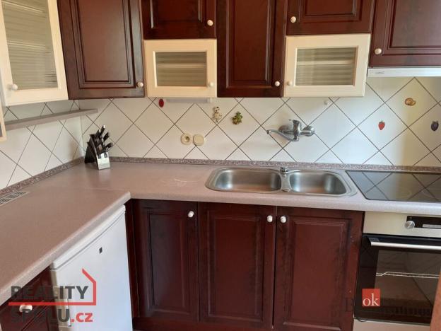 Pronájem bytu 3+1, Jindřichův Hradec - Jindřichův Hradec III, Sídliště, 68 m2