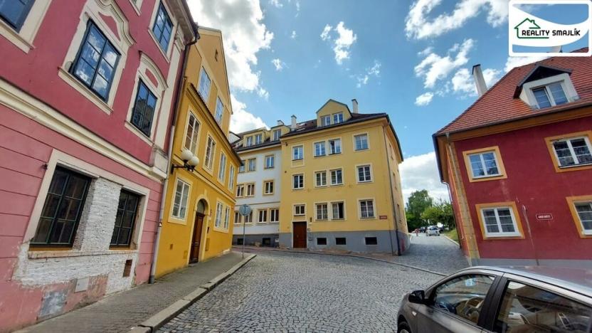 Pronájem bytu 1+kk, Cheb, Růžová, 25 m2