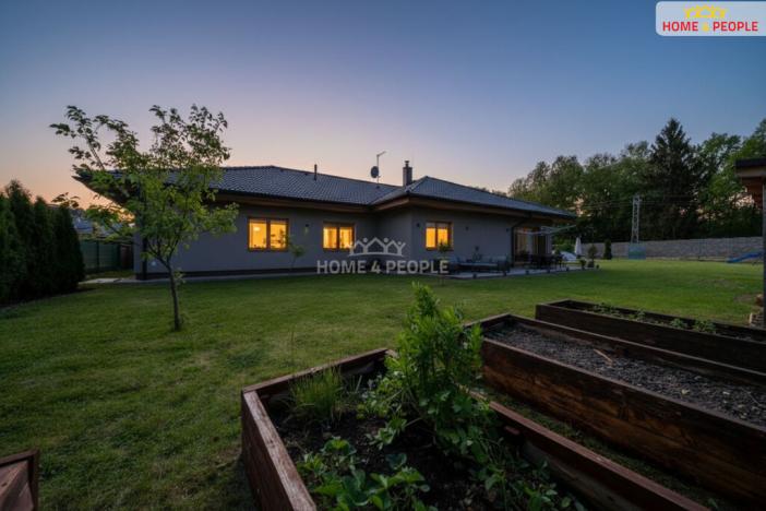 Prodej rodinného domu, Srubec, Slunečná, 230 m2