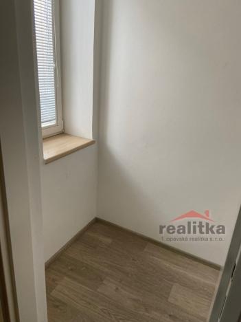 Pronájem bytu 2+kk, Opava - Předměstí, Olomoucká, 65 m2