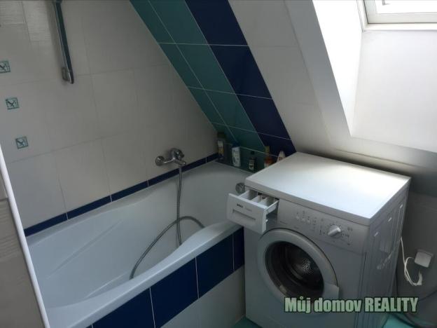 Pronájem bytu 1+kk, Praha - Horní Počernice, Jívanská, 60 m2