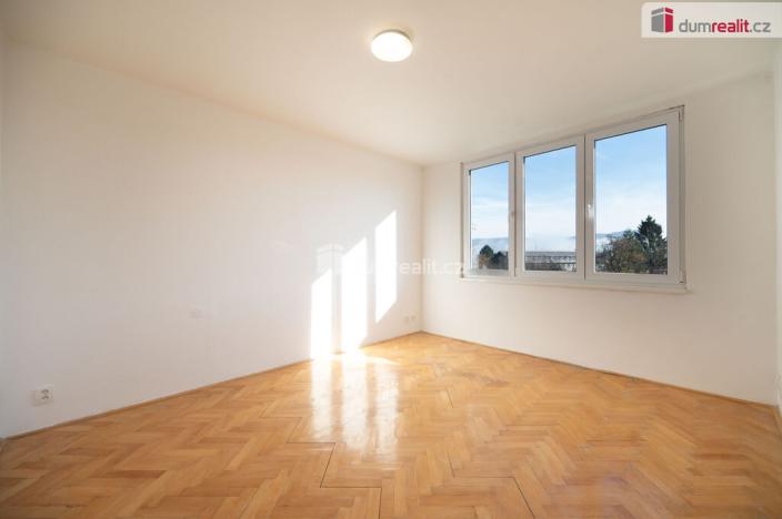 Pronájem bytu 2+1, Lhenice, Netolická, 52 m2