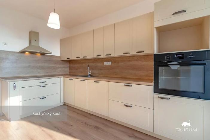 Prodej bytu 3+kk, Plzeň, K Dolovu, 63 m2