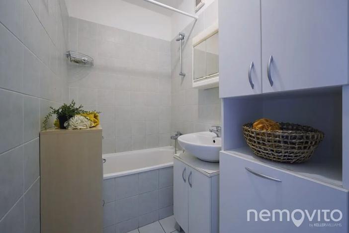 Prodej bytu 2+kk, Praha - Kobylisy, Kyselova, 43 m2