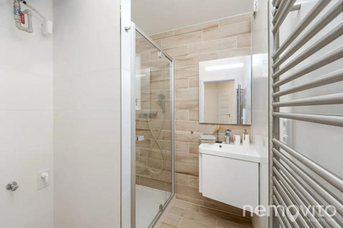 Prodej bytu 1+kk, Praha - Podolí, Na dolinách, 39 m2