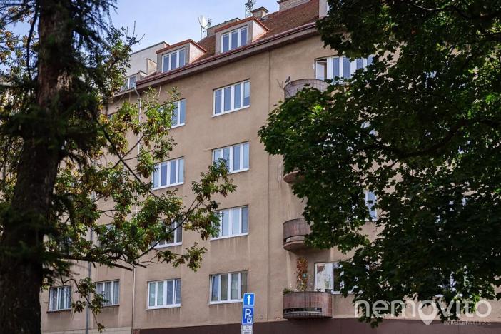 Prodej bytu 1+kk, Praha - Podolí, Na dolinách, 39 m2