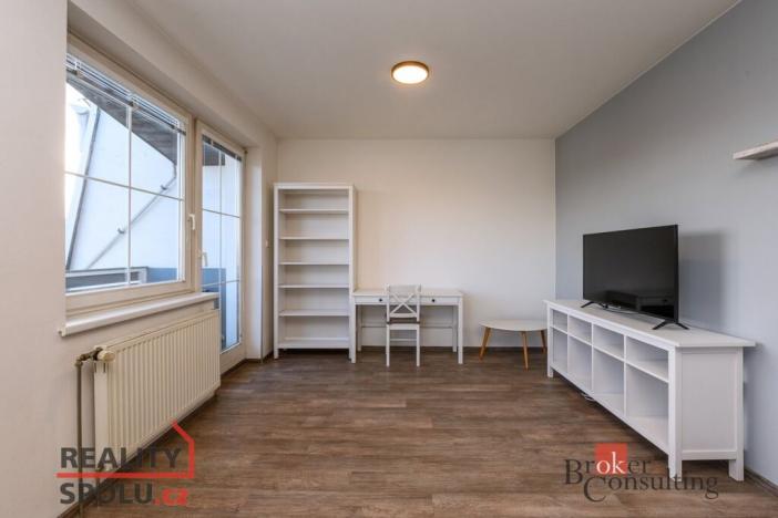 Pronájem bytu 2+kk, Plzeň - Bolevec, Janáčkova, 37 m2