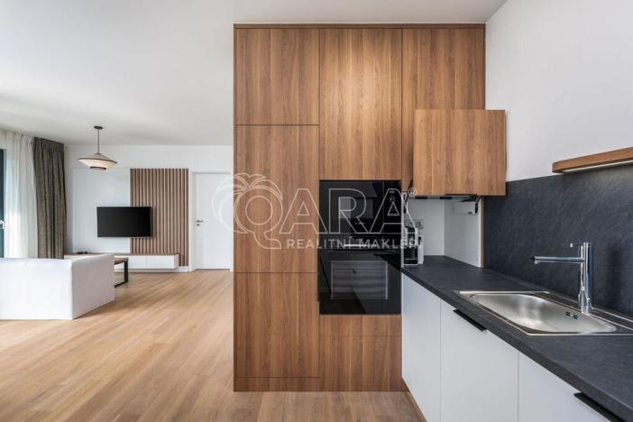 Pronájem bytu 2+kk, Praha - Libeň, Menclova, 52 m2