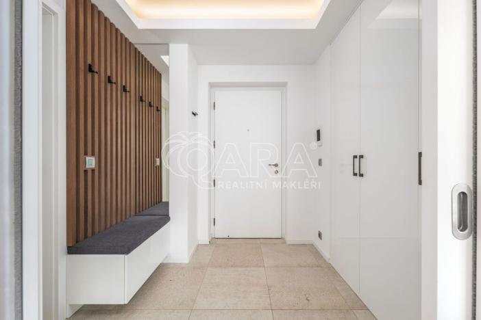 Pronájem bytu 2+kk, Praha - Libeň, Menclova, 52 m2