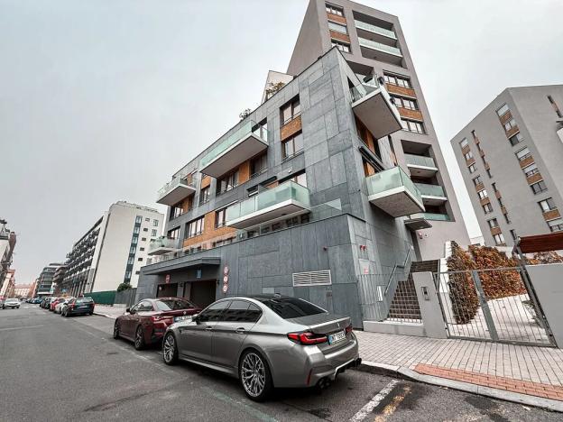 Pronájem bytu 2+kk, Praha - Holešovice, V háji, 76 m2