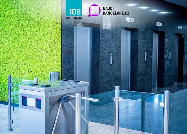 Pronájem kanceláře, Praha, 898 m2