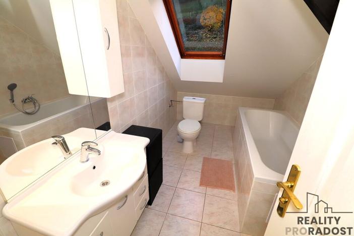 Pronájem bytu 2+kk, Brno, Kluchova, 77 m2