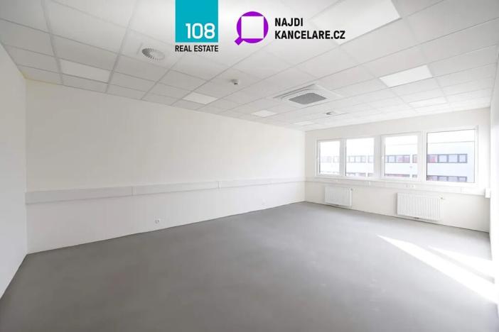 Pronájem kanceláře, Praha - Horní Počernice, K Bílému vrchu, 3000 m2
