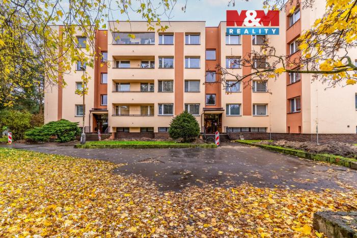 Prodej bytu 3+1, Pardubice - Studánka, Bartoňova, 69 m2