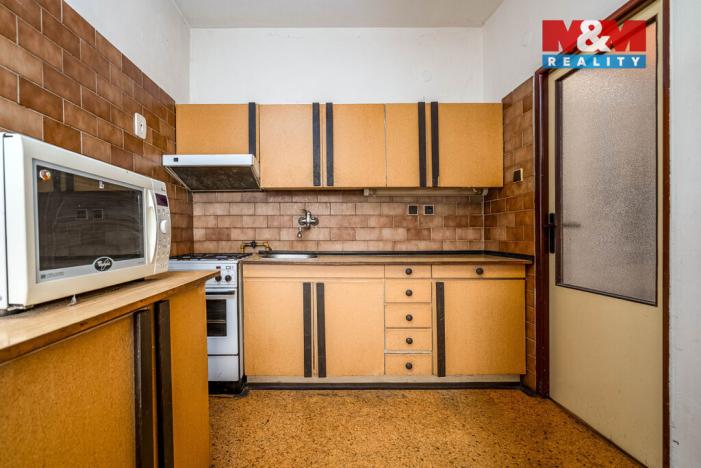 Prodej bytu 3+1, Pardubice - Studánka, Bartoňova, 69 m2