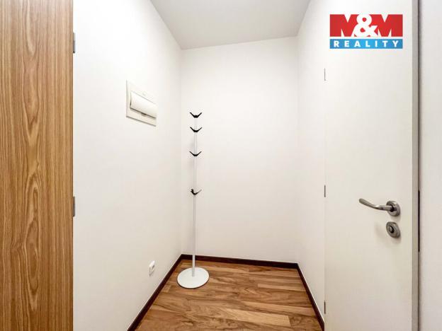 Pronájem bytu 1+kk, Klecany, V Honech, 29 m2