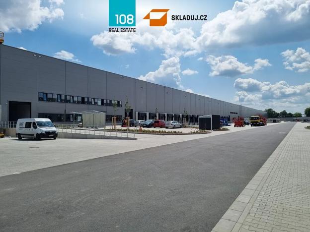 Pronájem skladu, Pardubice, Nádražní, 7800 m2