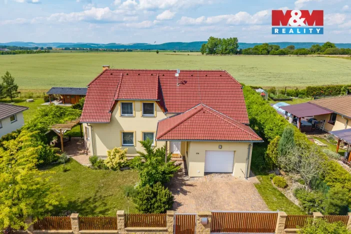 Prodej rodinného domu, Hostomice, Luční, 222 m2