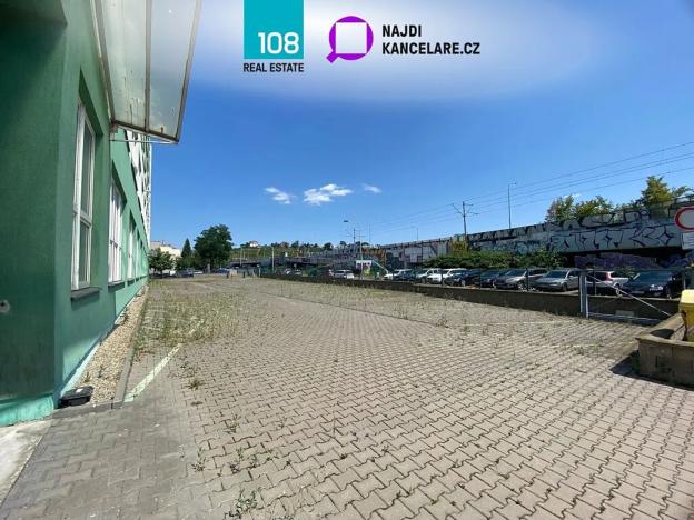 Pronájem kanceláře, Praha - Modřany, Mezi vodami, 4000 m2