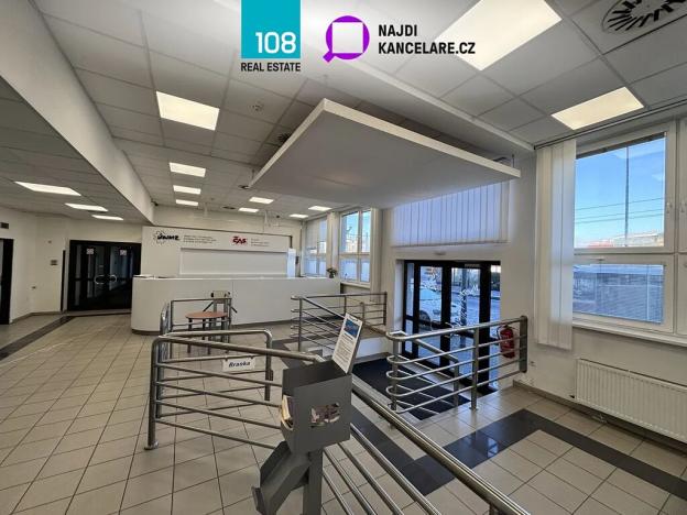 Pronájem kanceláře, Praha - Libeň, Na žertvách, 1800 m2