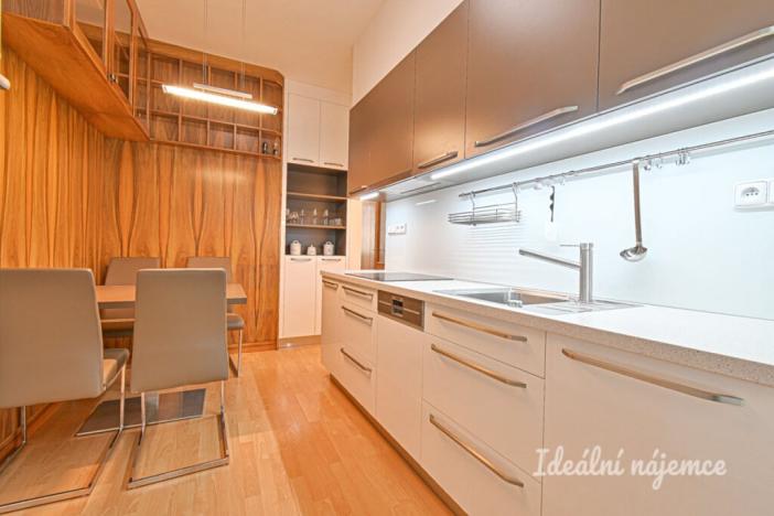 Pronájem bytu 1+1, Brno - Židenice, Škroupova, 38 m2