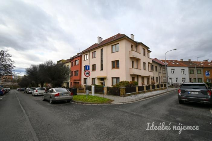 Pronájem bytu 1+1, Brno - Židenice, Škroupova, 38 m2