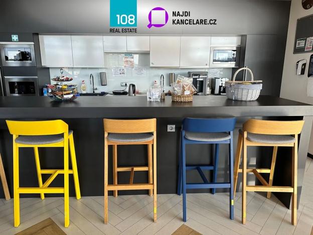 Pronájem kanceláře, Praha - Holešovice, Argentinská, 2082 m2