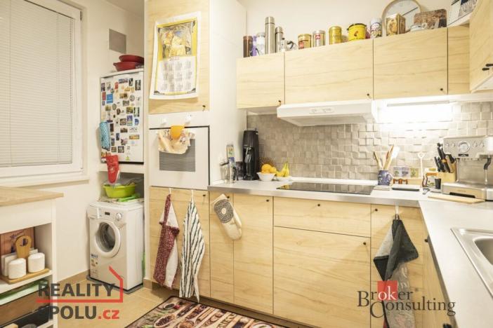 Pronájem bytu 1+1, Praha - Hlubočepy, Lamačova, 32 m2