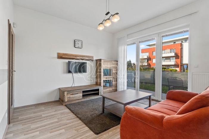 Pronájem bytu 2+kk, Praha - Pitkovice, Penízovková, 59 m2