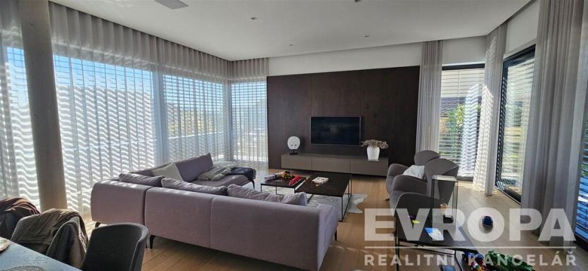 Prodej rodinného domu, Moravany, U Hájku, 197 m2