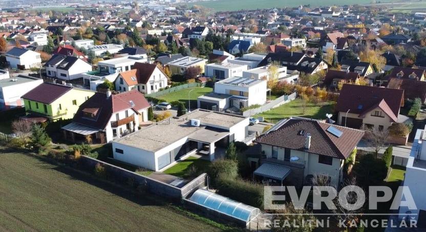 Prodej rodinného domu, Moravany, U Hájku, 197 m2