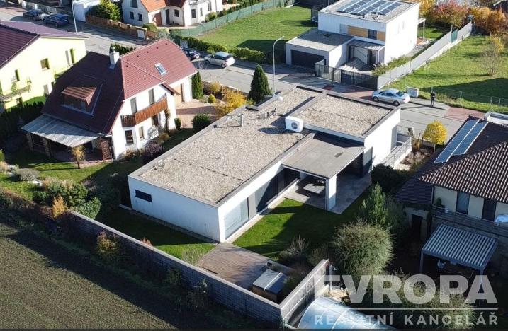 Prodej rodinného domu, Moravany, U Hájku, 197 m2