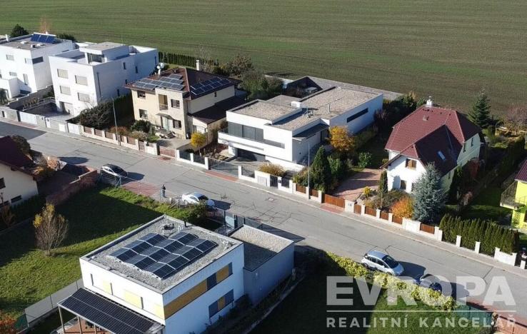 Prodej rodinného domu, Moravany, U Hájku, 197 m2