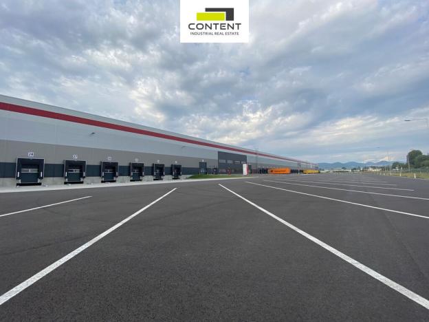 Pronájem výrobních prostor, Lovosice, 8330 m2