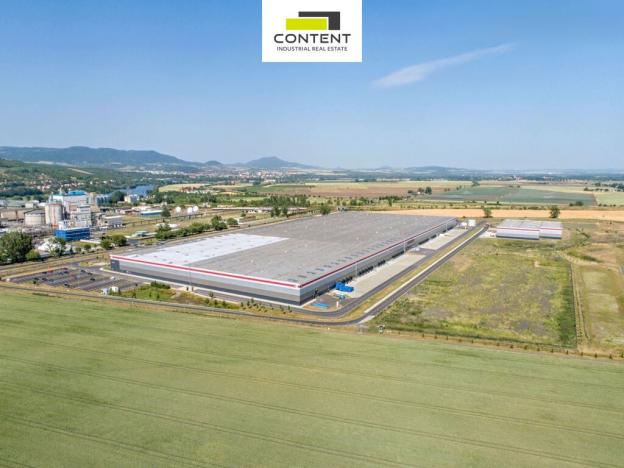 Pronájem výrobních prostor, Lovosice, 8330 m2