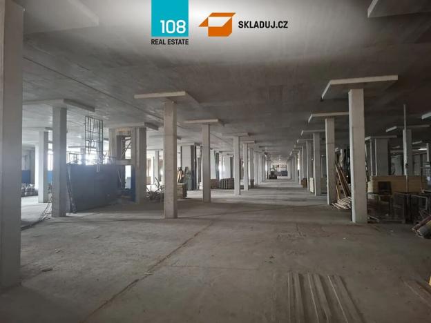 Pronájem skladu, Praha - Smíchov, Křížová, 6000 m2