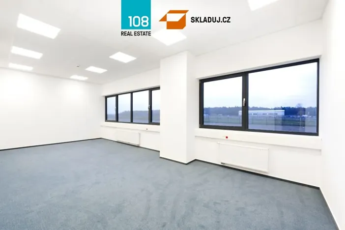 Pronájem skladu, Vejprnice, Tyršova, 3000 m2