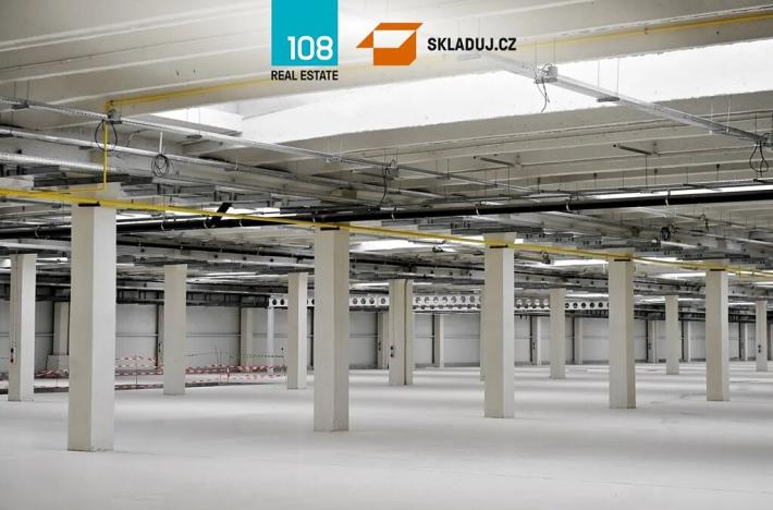 Pronájem skladu, Lovosice, Terezínská, 10000 m2