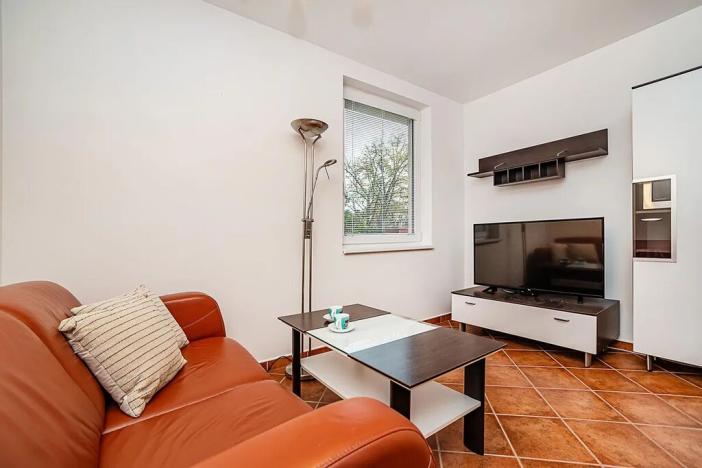 Pronájem bytu 2+kk, Praha - Modřany, Komořanská, 47 m2