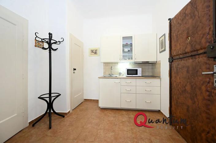 Pronájem kanceláře, Praha - Vršovice, 28. pluku, 16 m2