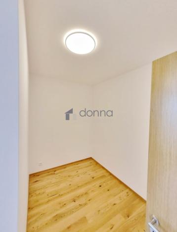 Pronájem bytu 2+kk, Praha, Mužíkova, 54 m2