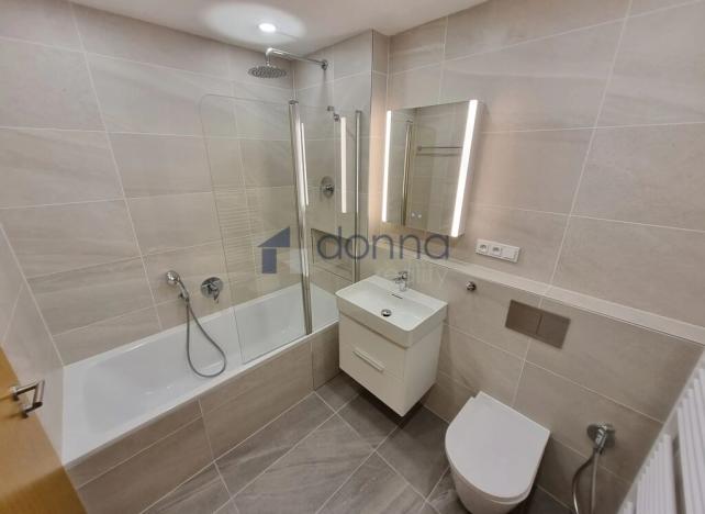 Pronájem bytu 2+kk, Praha, Mužíkova, 54 m2